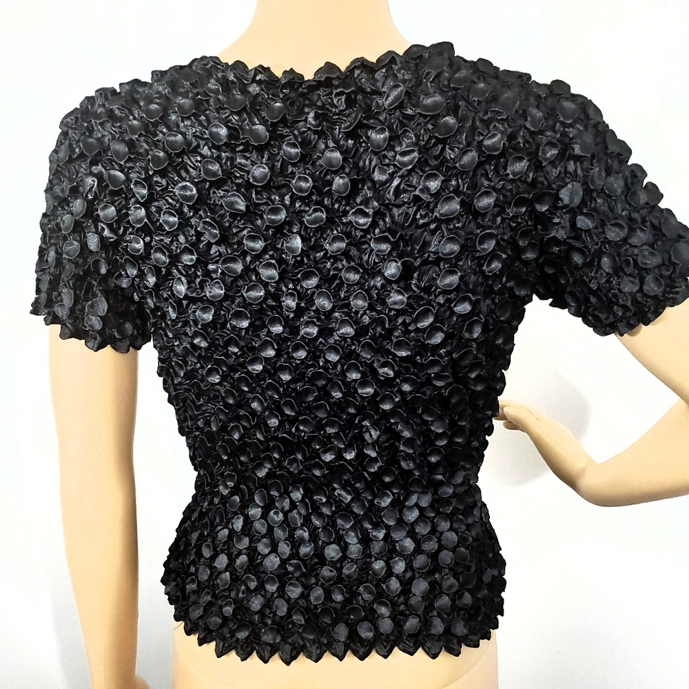 Black Stretchy Textured Short Sleeve Top Size OSFM - Picture 3 of 7